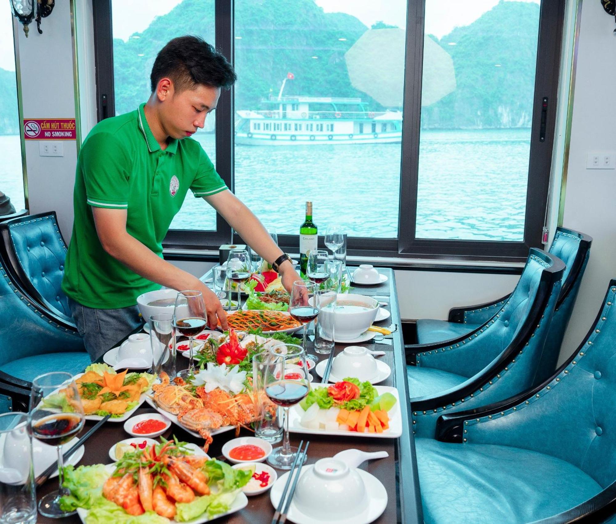 Cat Ba Violet Hotel Chan Chau Zewnętrze zdjęcie